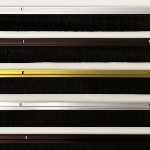 Angled brush strip - angled,